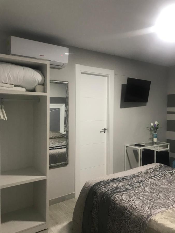 Viana Rooms Cordoba Exterior photo